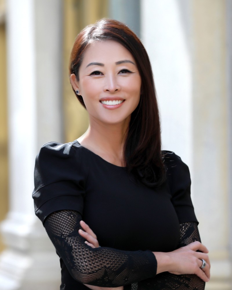 Suzanne Yoon photo